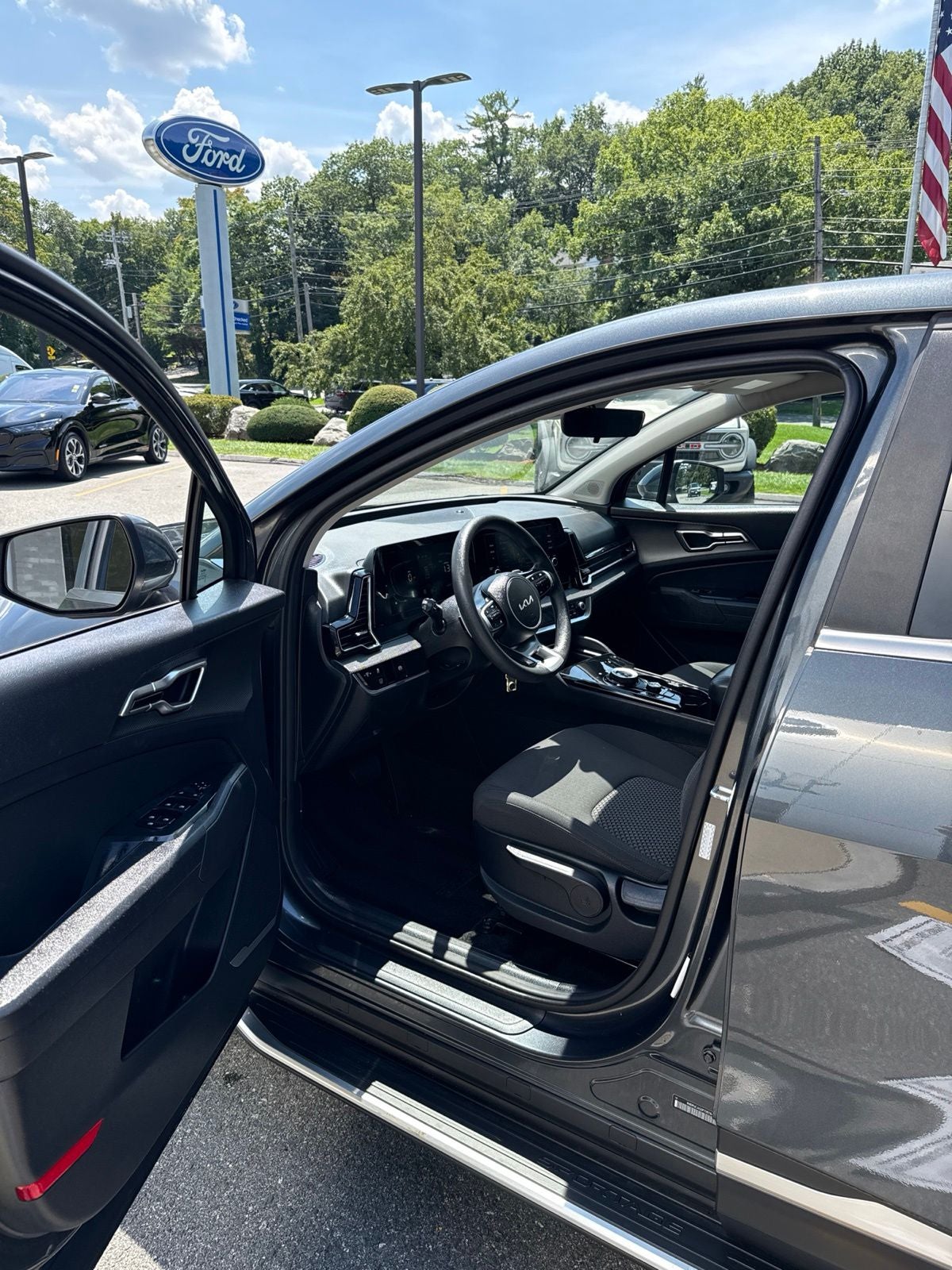 2023 Kia Sportage Hybrid LX