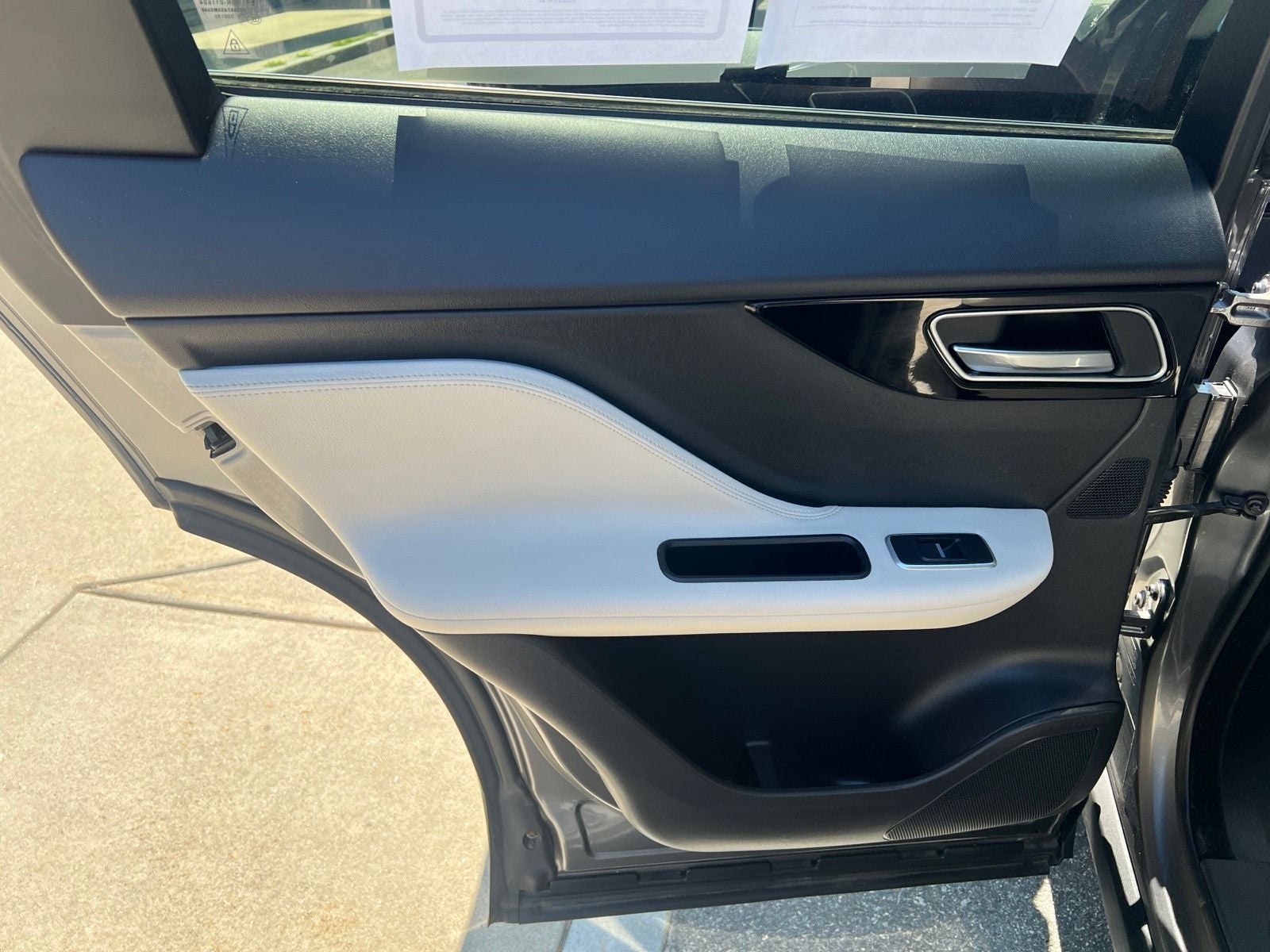 2018 Jaguar F-PACE 25t Prestige