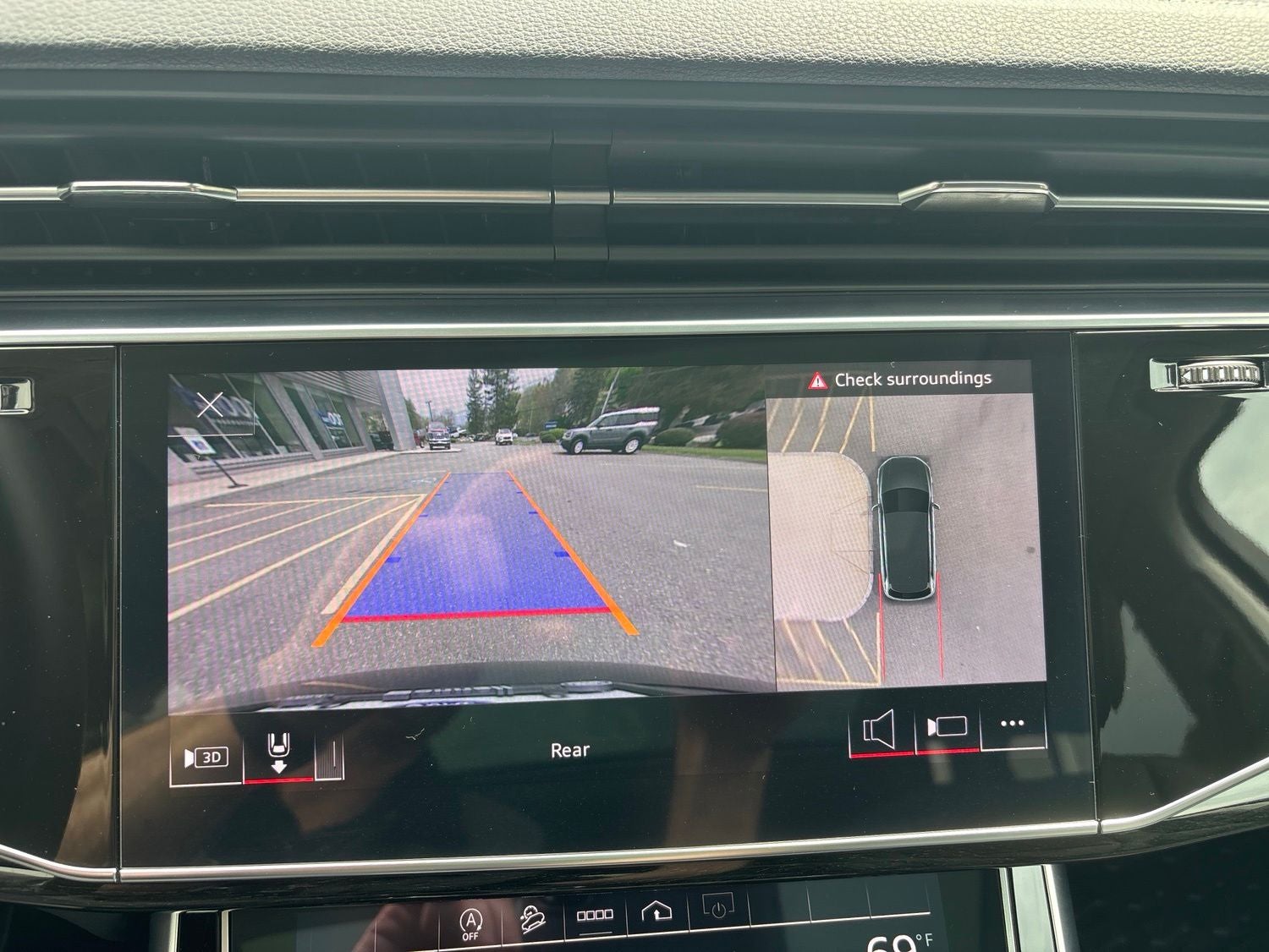 2023 Audi Q7 55 Premium quattro