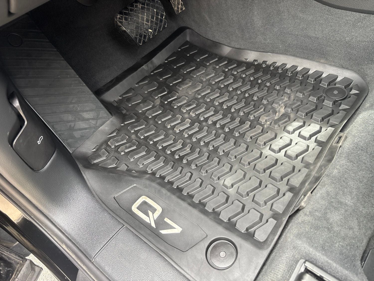 2023 Audi Q7 55 Premium quattro