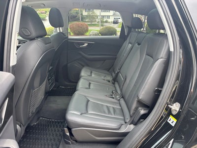 2023 Audi Q7 55 Premium quattro
